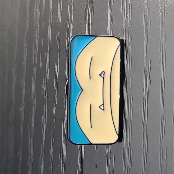 Set of 7 Pokemon Face Pins - Picture 4 of 12